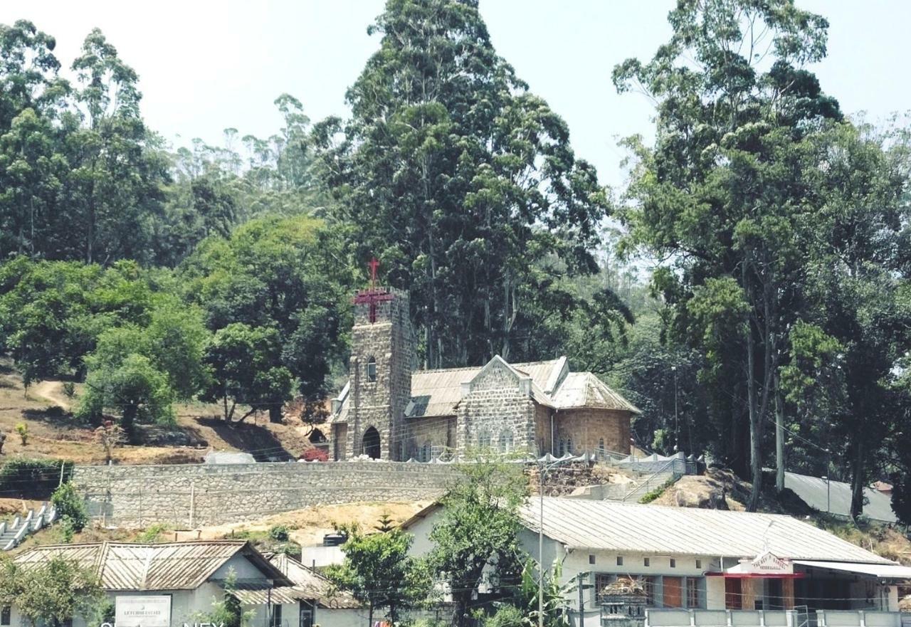 Red Sparrow Munnar Exterior photo